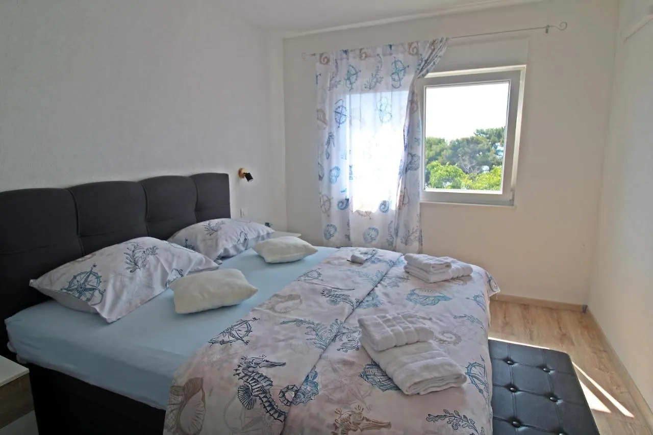 Apartment Apartman Ivana Fazana