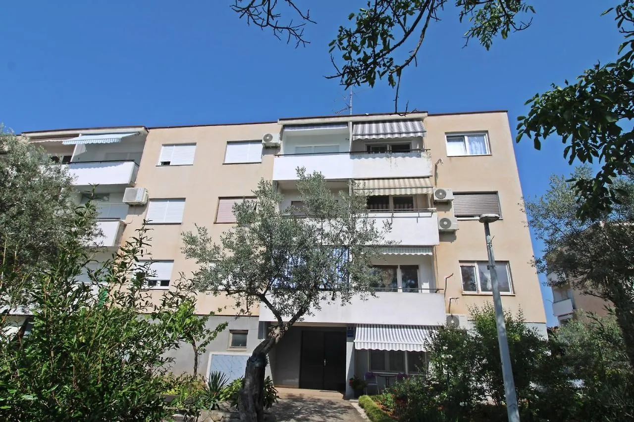 Apartman Ivana Fazana 0*,  Croatia